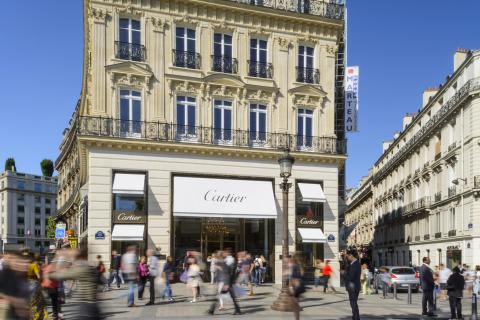 Les Champs-Élysées en marche pour la « premiumisation » des commerces